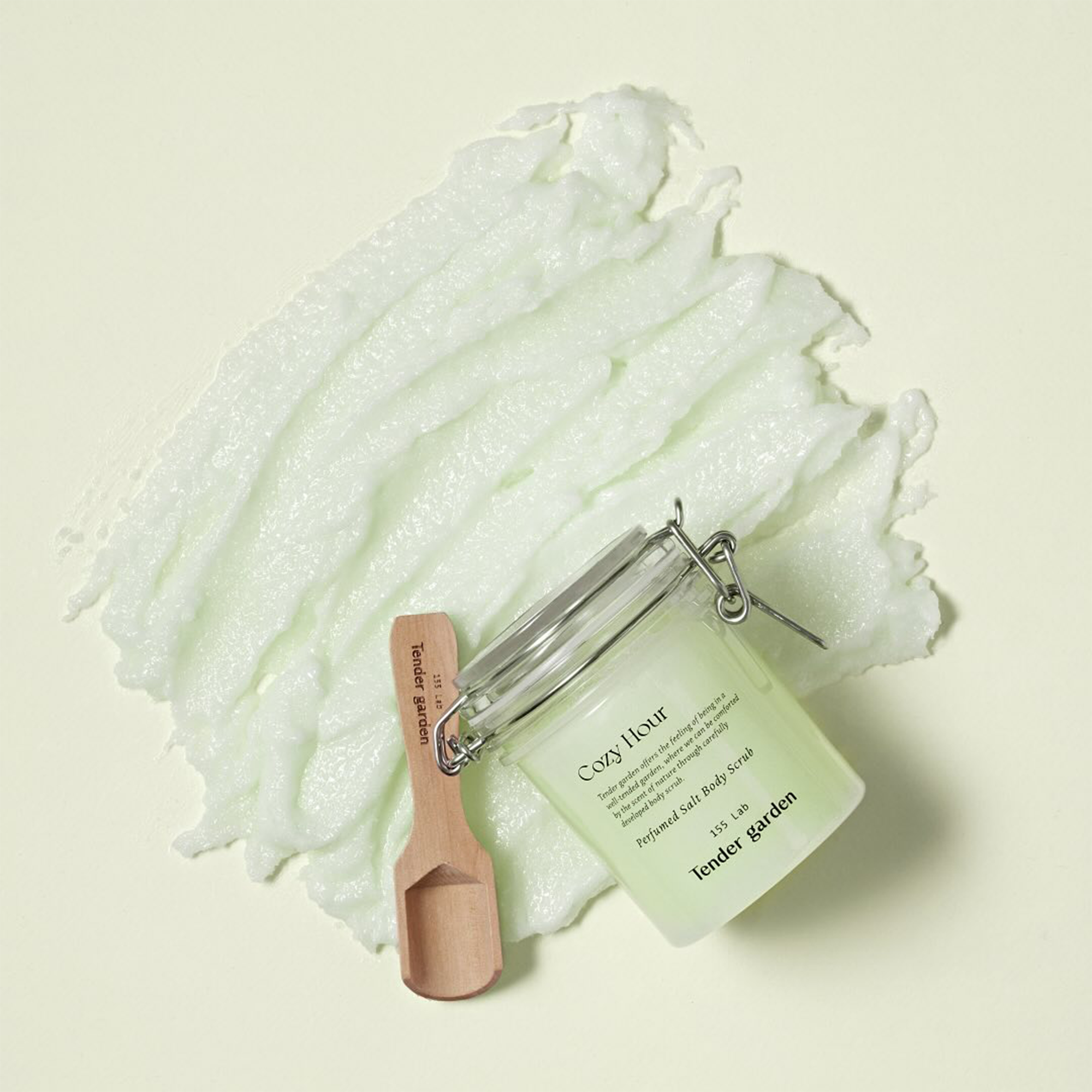 Tender Garden Cozy Hour Perfumed Salt Body Scrub Nr.51 - Filler Lux