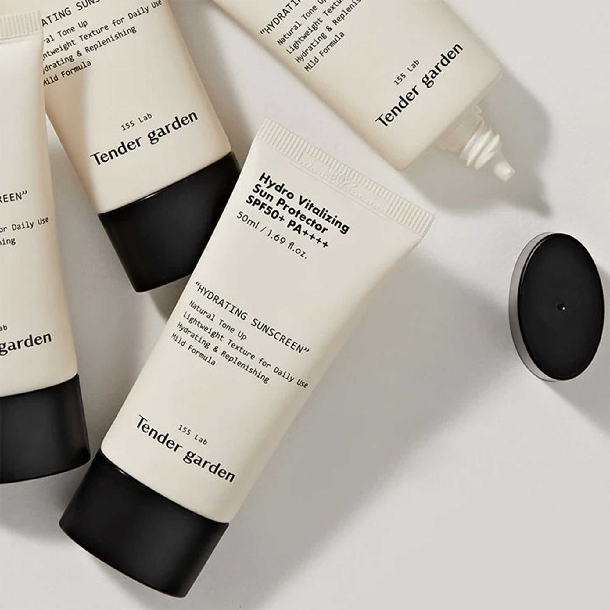 Tender Garden Hydro Vitalizing Sun Protector SPF 50+ - Filler Lux